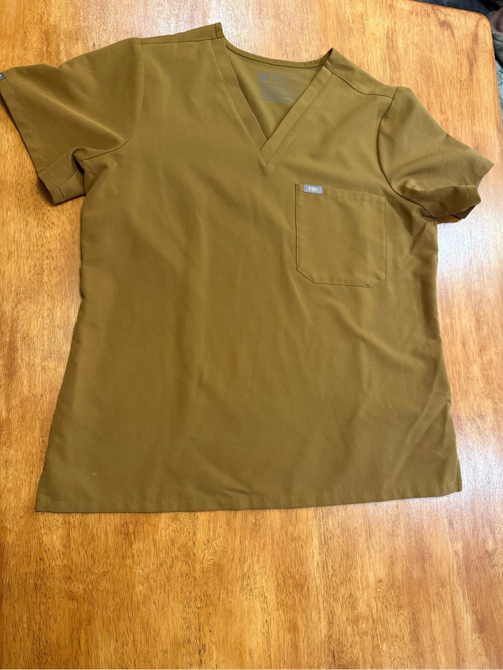 FIGS Women’s large Catarina in Earth